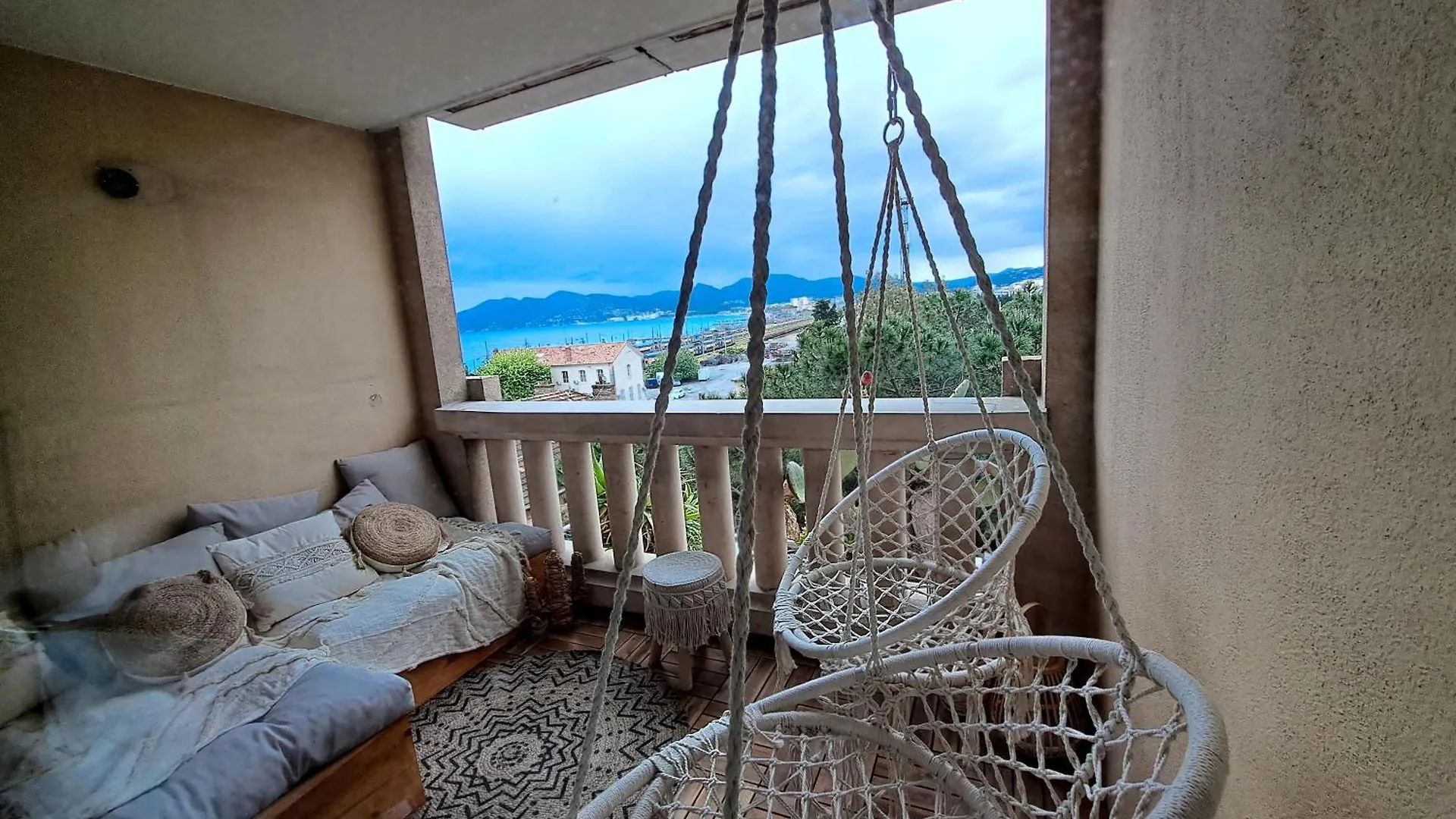 Bali Chic : Vue Mer A 戛纳 公寓